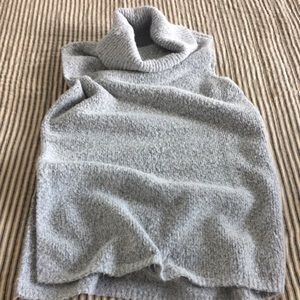 Guess Sleeveless Grey mottled Sweater.